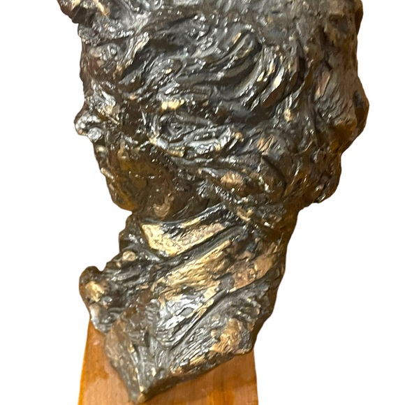 Vintage 1960s Beethoven Hand sculptured Austin Productions Statue on wood signed - Picture 9 of 12